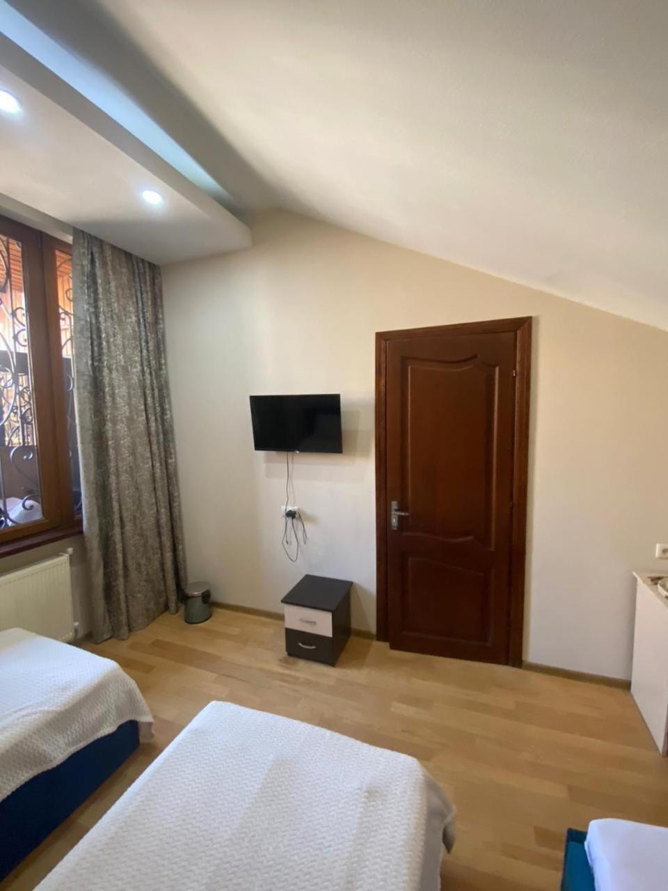 K17 Mini Hotel 第比利斯 外观 照片
