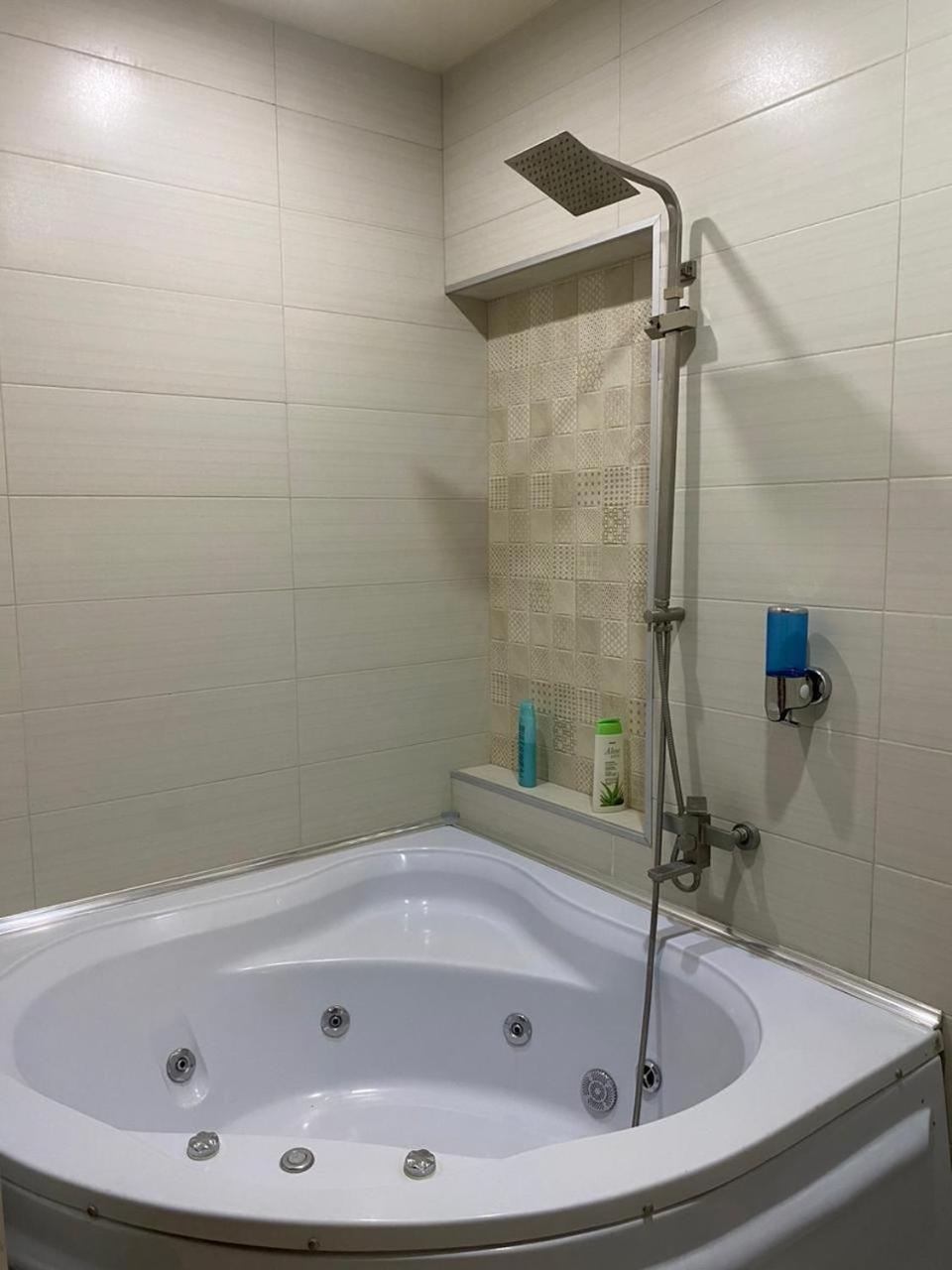K17 Mini Hotel 第比利斯 外观 照片