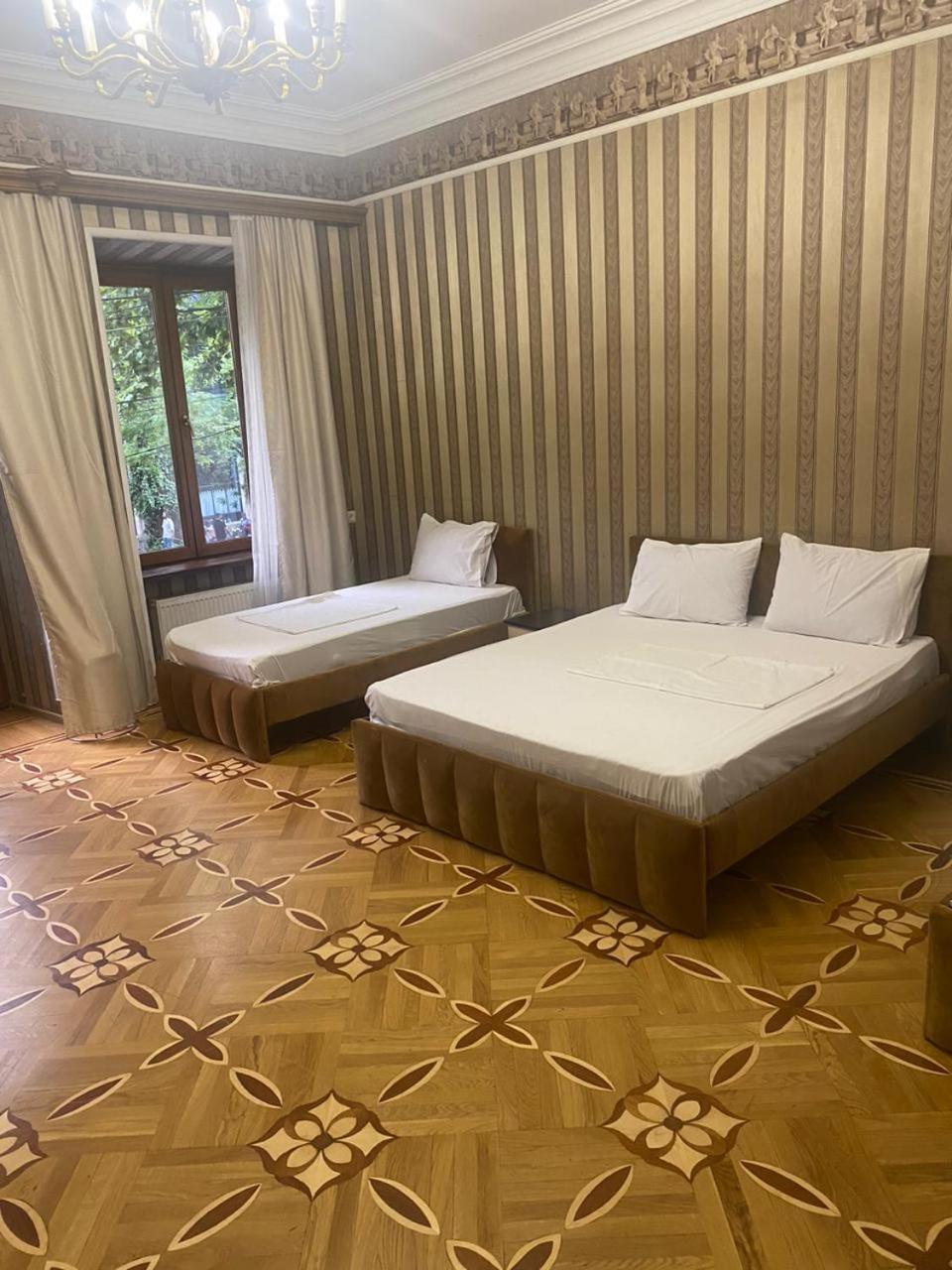 K17 Mini Hotel 第比利斯 外观 照片